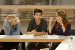 JGRin Isabell Steidel, JGR Kilian Engel und JGRin Sofia Kießling in einer Diskussion bei der Planungswerkstatt zur ABX-Halle