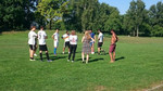 Fußball spielen mit Flüchtlingen im Wertwiesenpark